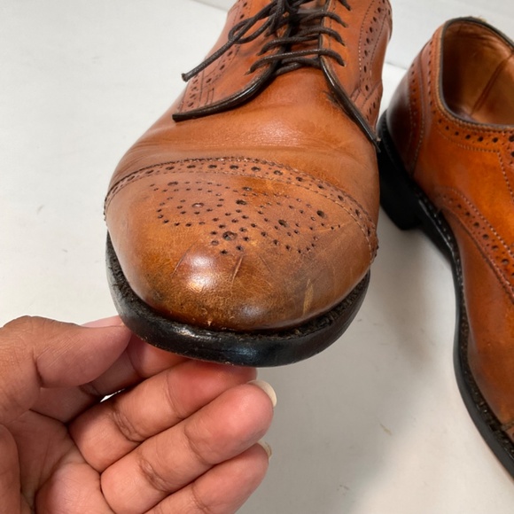 Allen Edmonds Sanford Men\'s Dress Shoes 9 D Brown Leather Cap Toe Medallion main image 6